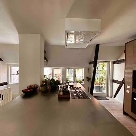 Appartement Discover Disc0unt - 4 5 - 5 5 2 Via What App !! ! Check The Number From The Photo !