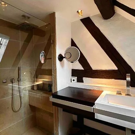 Discover Disc0unt - 4 5 - 5 5 2 Via What App !! ! Check The Number From The Photo ! Appartement *